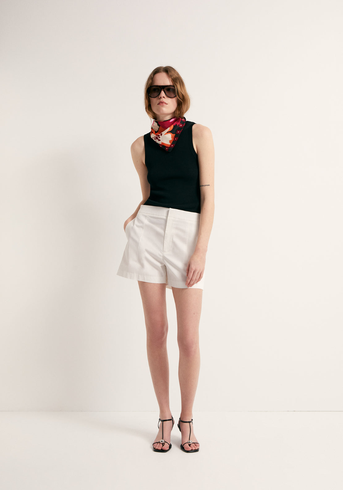High Waist Basic Shorts - White
