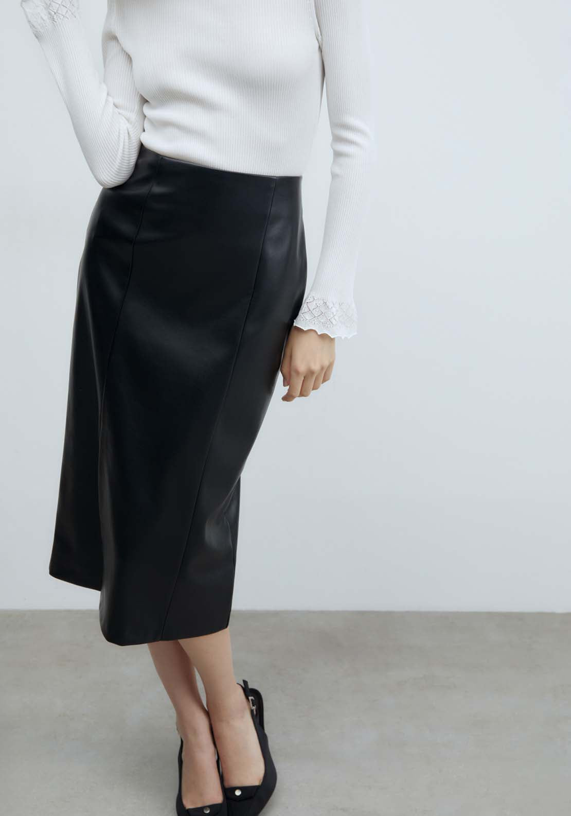 Sfera Midi Skirt - Black 2 Shaws Department Stores