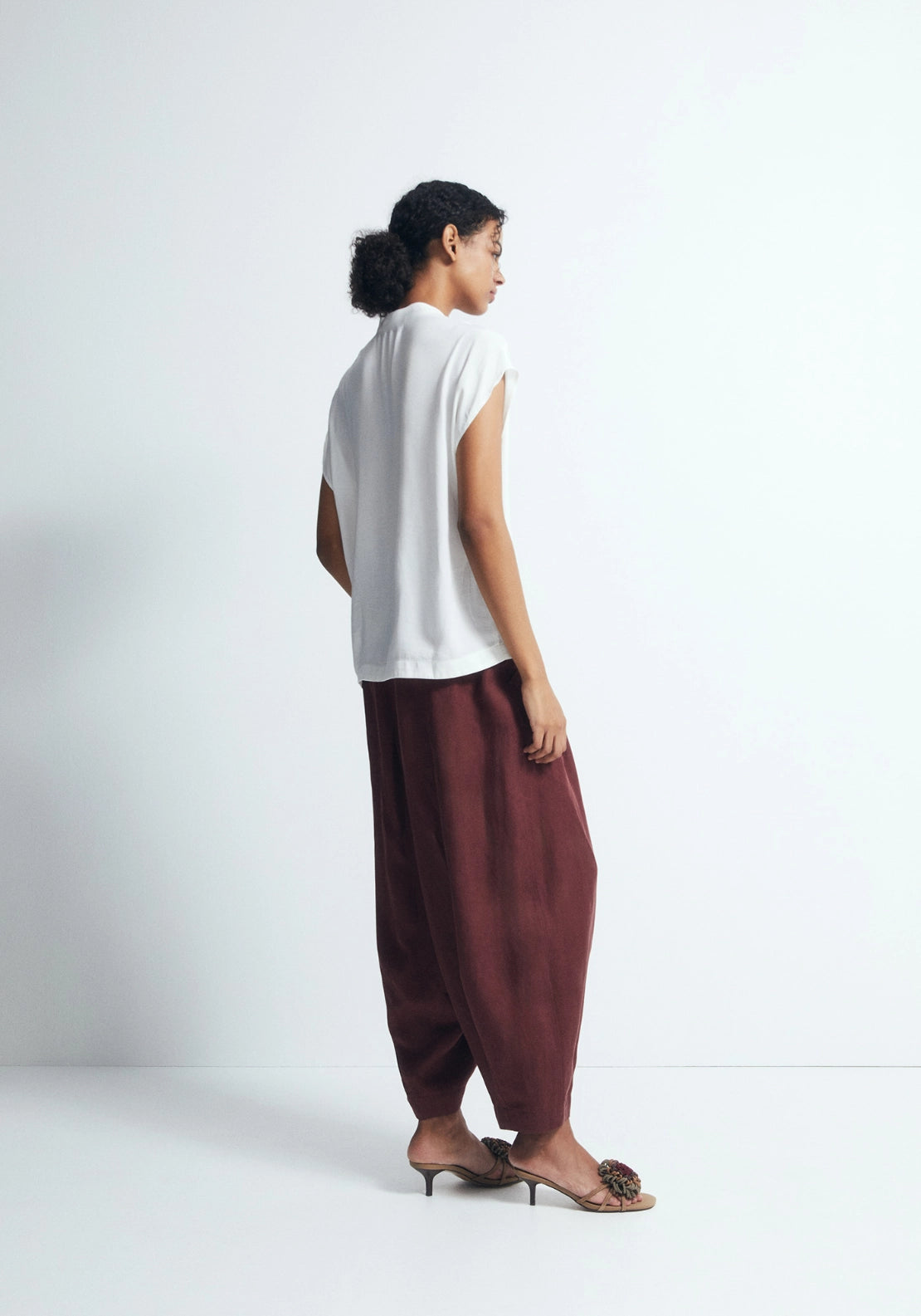 Loose-Fit V-Neck Top - White