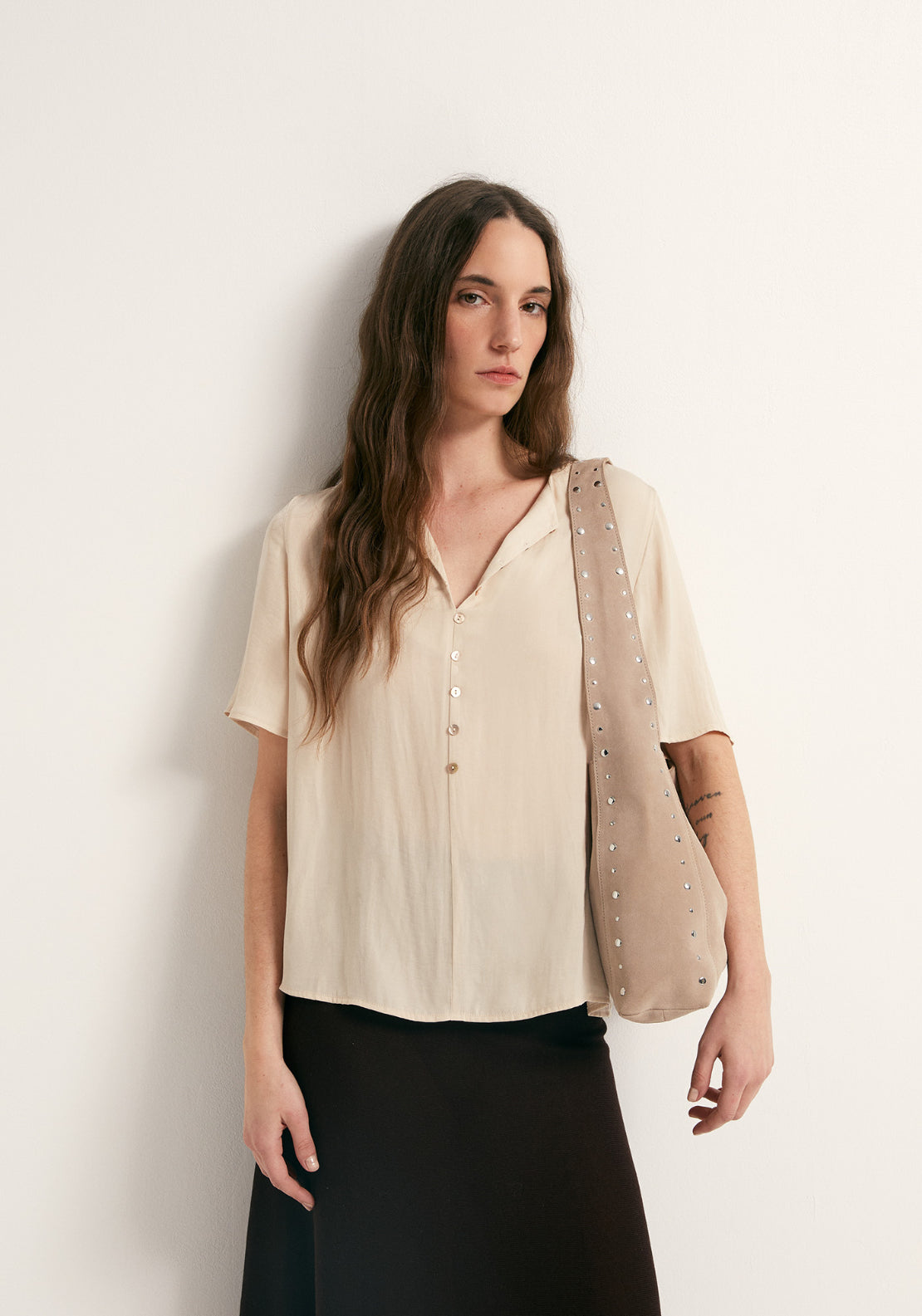 Short-Sleeved V-Neck Blouse - Beige