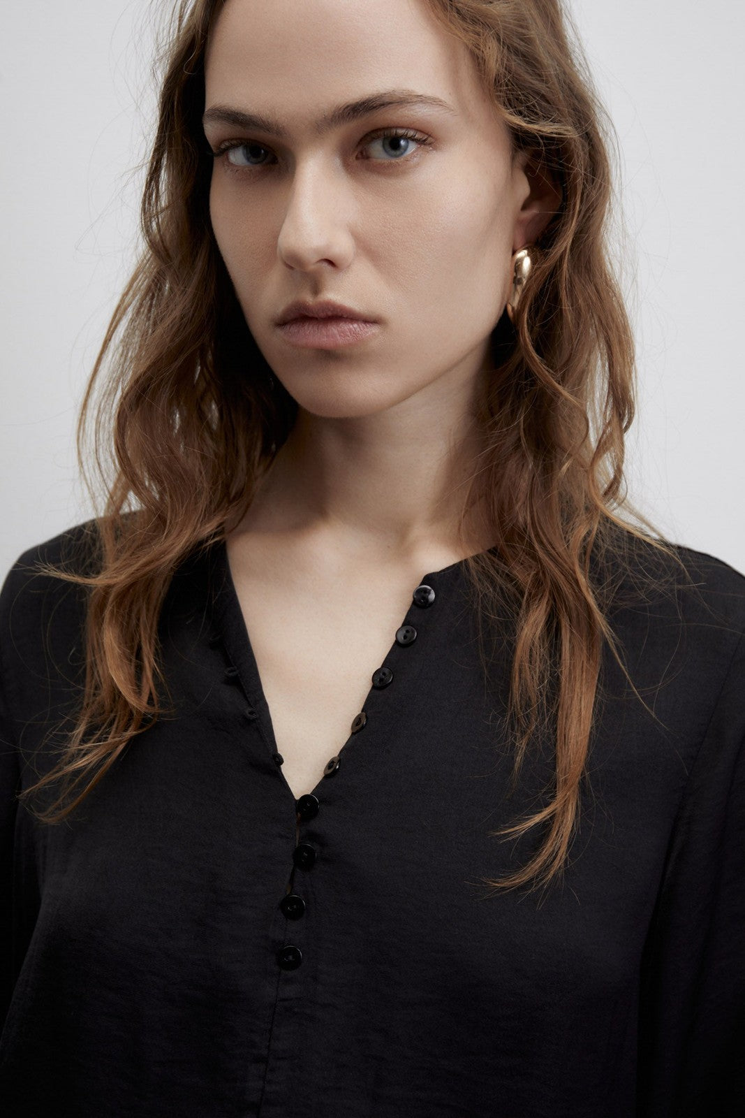 Sfera Buttons loose-fit blouse - Black 5 Shaws Department Stores