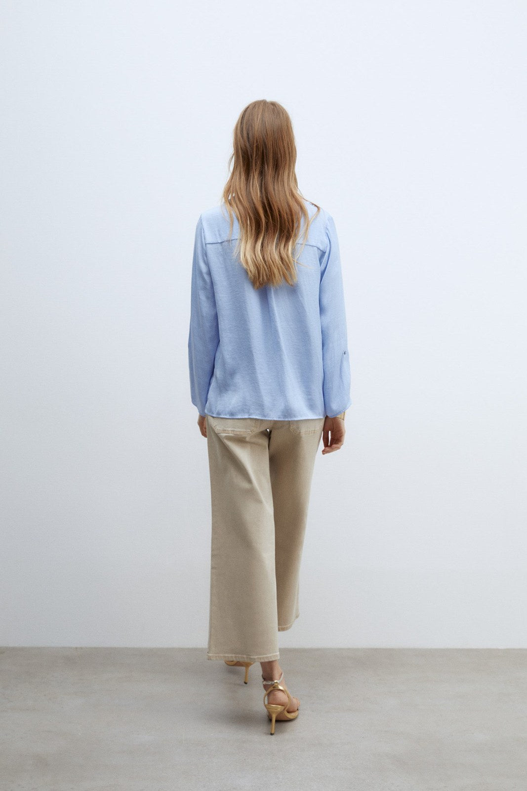 Sfera Buttons loose-fit blouse - Light Blue 4 Shaws Department Stores