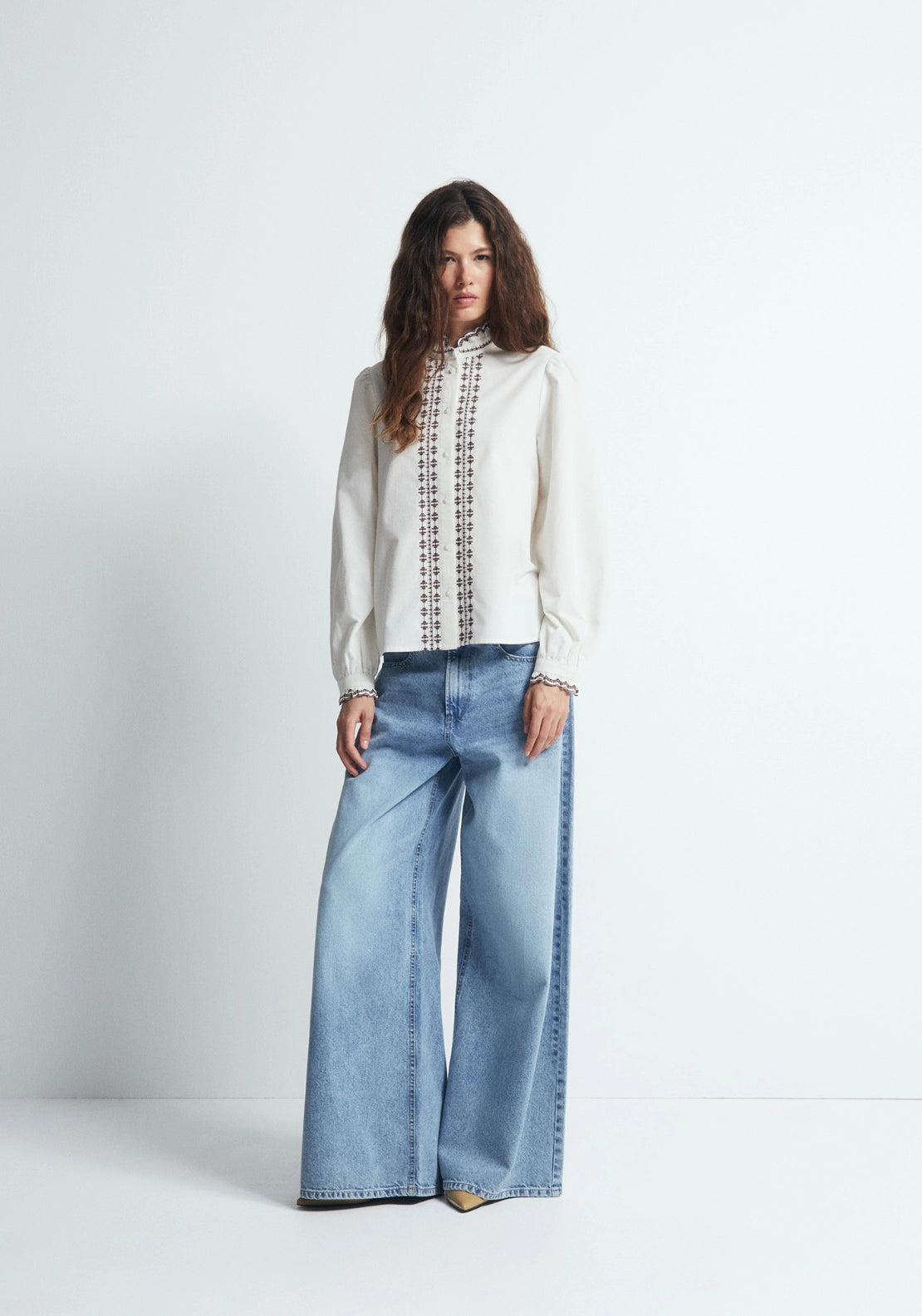 Corduroy Contrast Collar Shirt - Off-white
