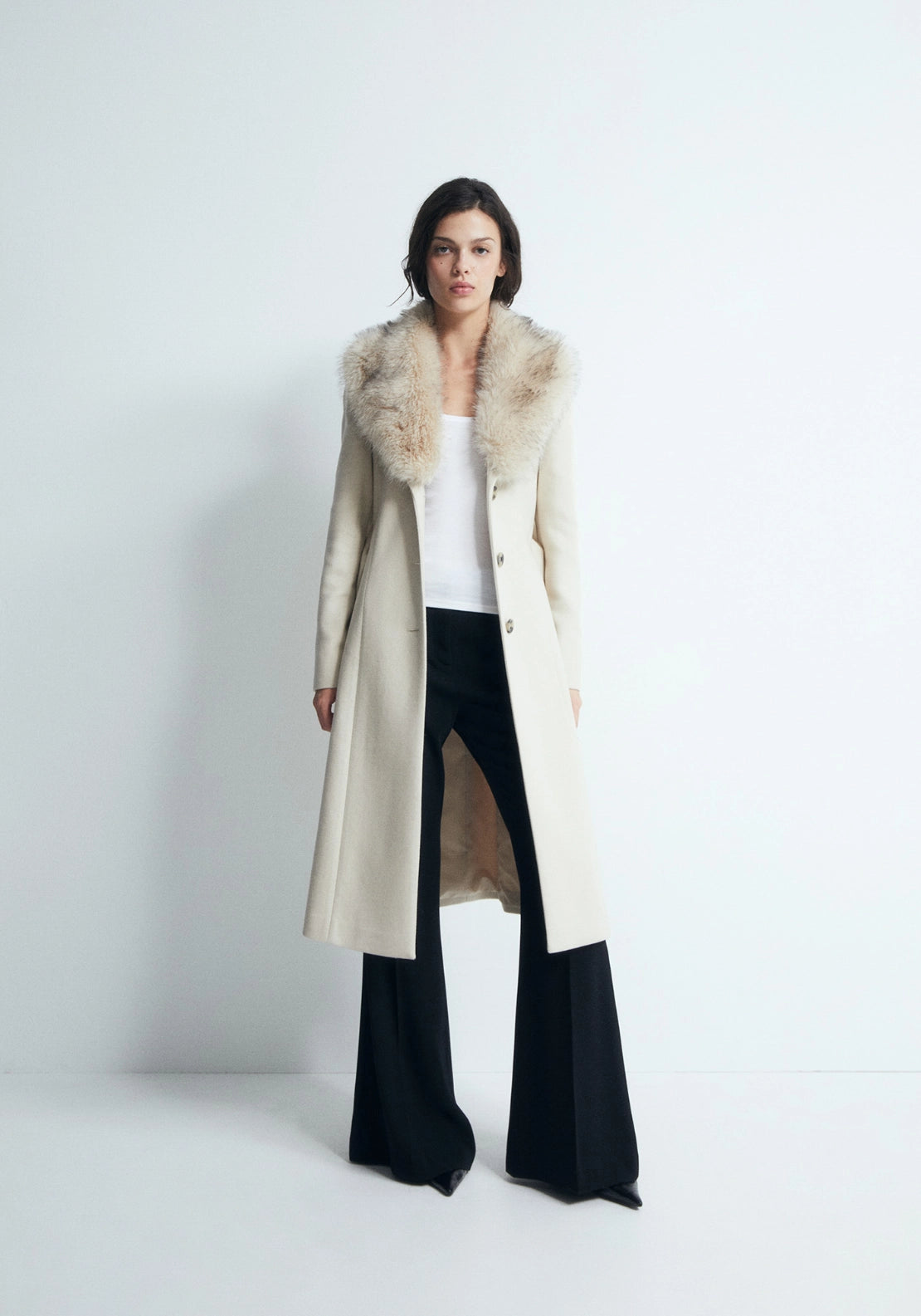 Wool Effect Coat With Fur Lapel - White