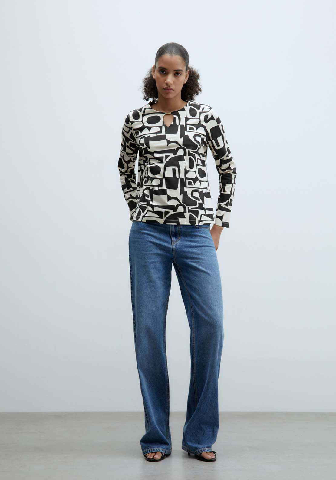 Sfera Printed Top - White 3 Shaws Department Stores