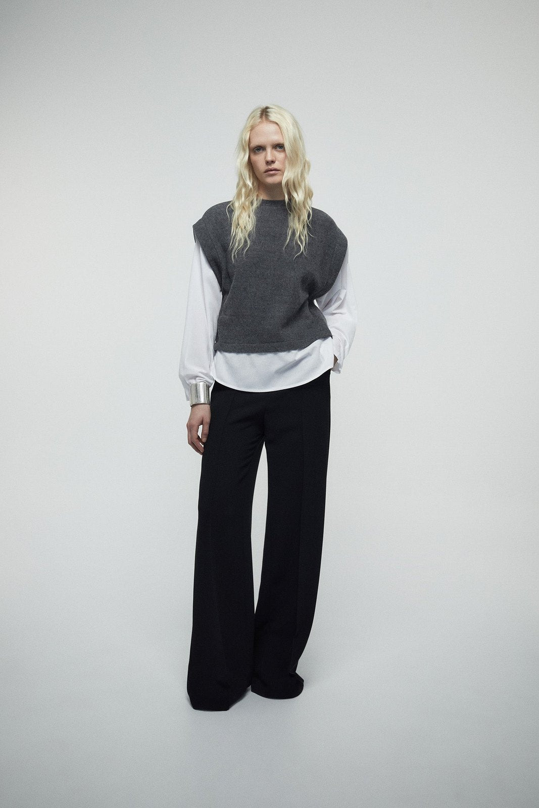Soft Touch Poplin Top - Grey