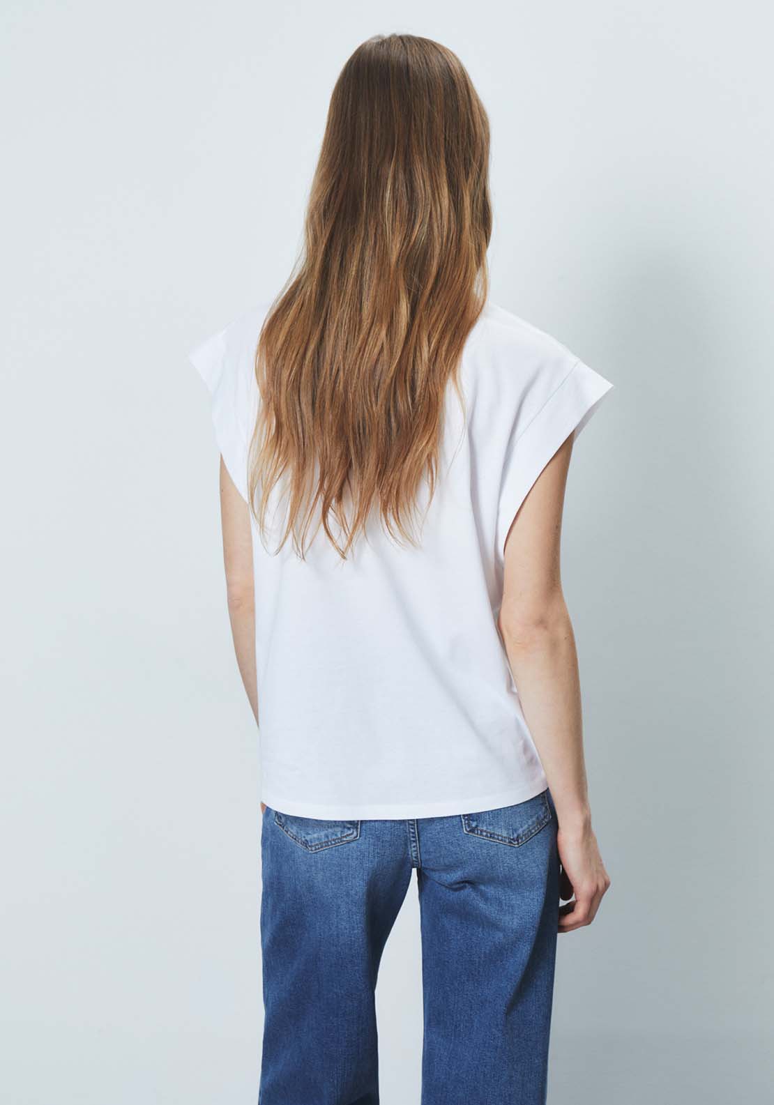 Sfera Foil Print T-Shirt - White 4 Shaws Department Stores