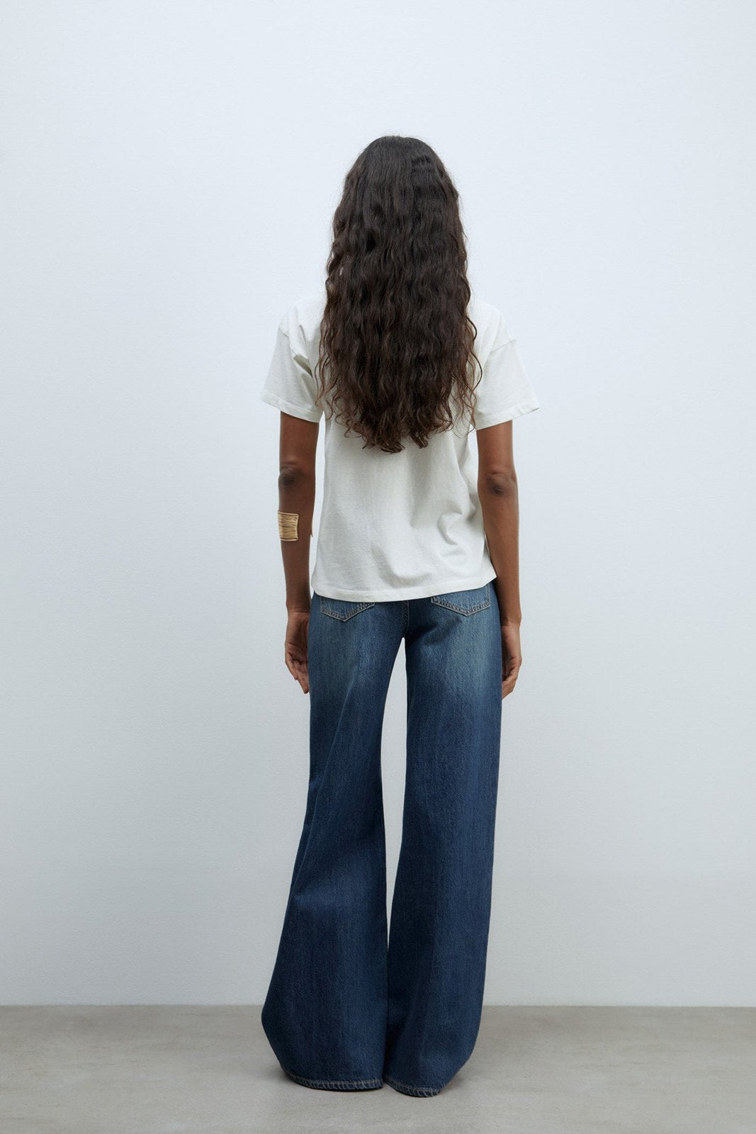 Sfera Embroidered silhouette T-shirt - Ecru 6 Shaws Department Stores
