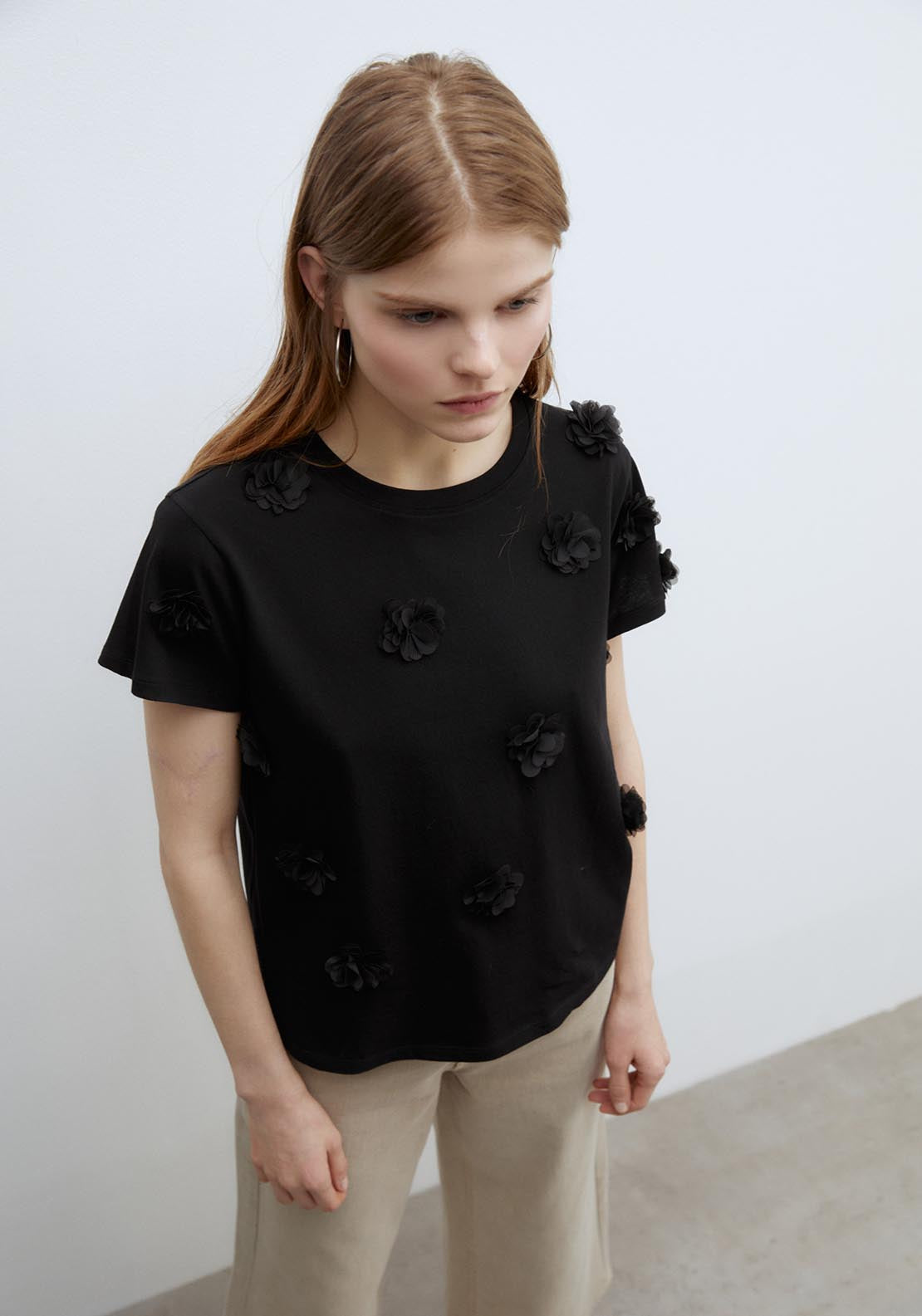 Sfera Flowers T-shirt - Black 2 Shaws Department Stores
