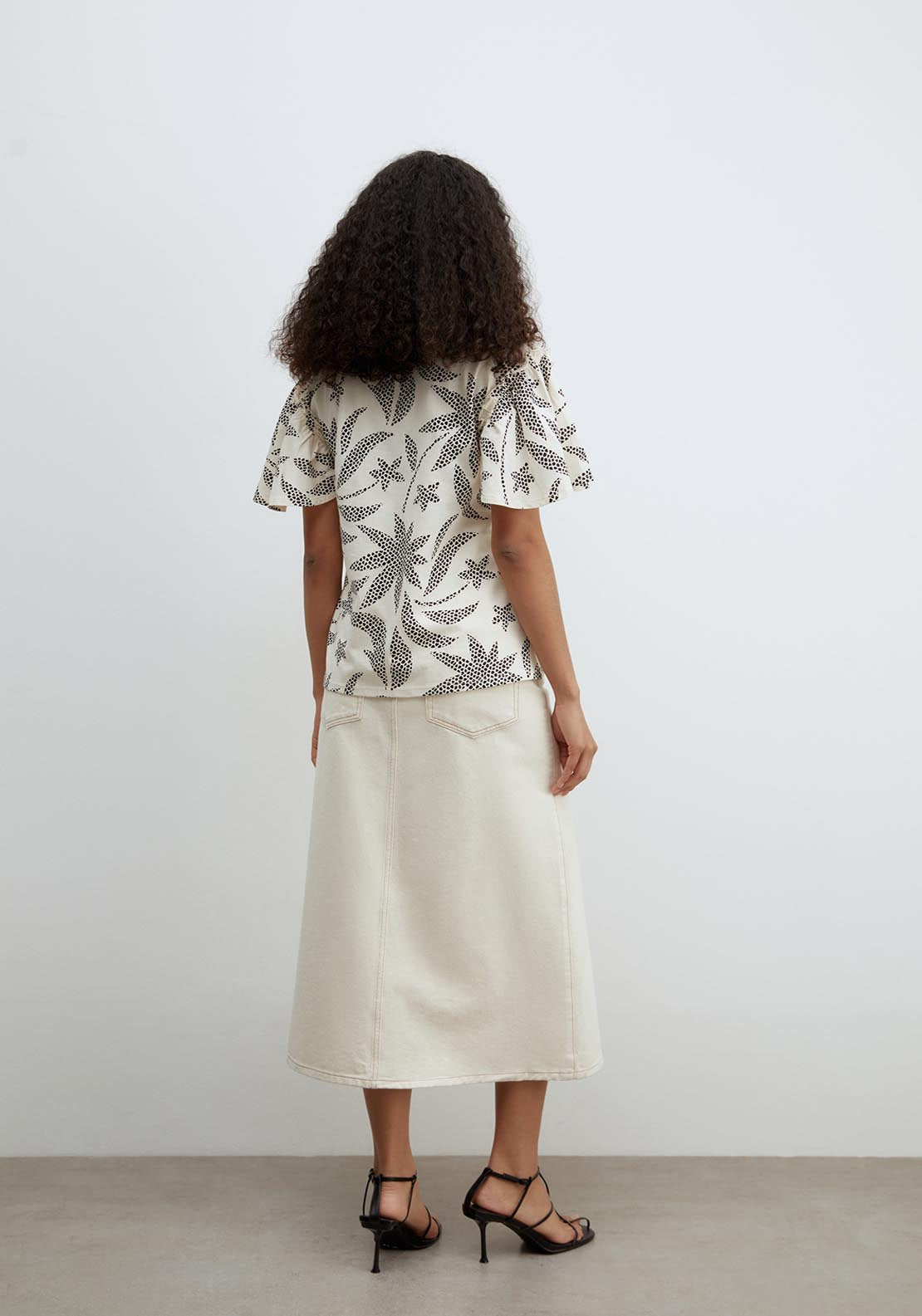 Sfera Short Sleeve Printed Ruffle Top - White 2 Shaws Department Stores