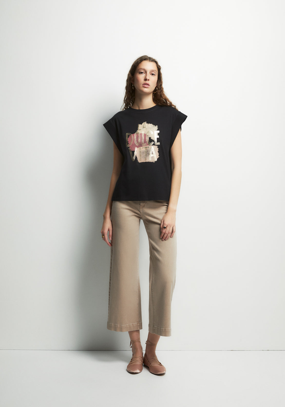 Front Graphic Top - Black