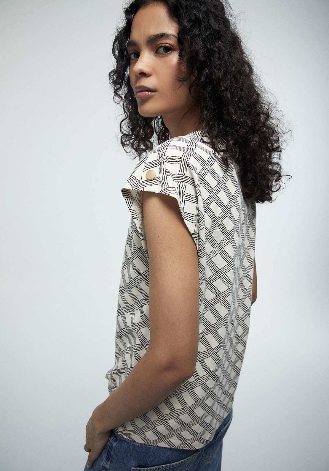 Basic Printed T-Shirt - White