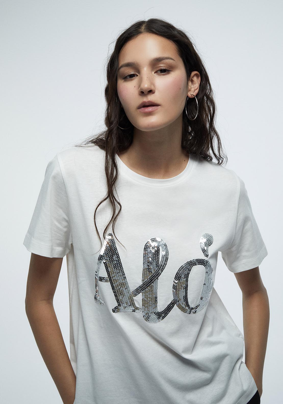 Sequin Graphic T-Shirt - Cream
