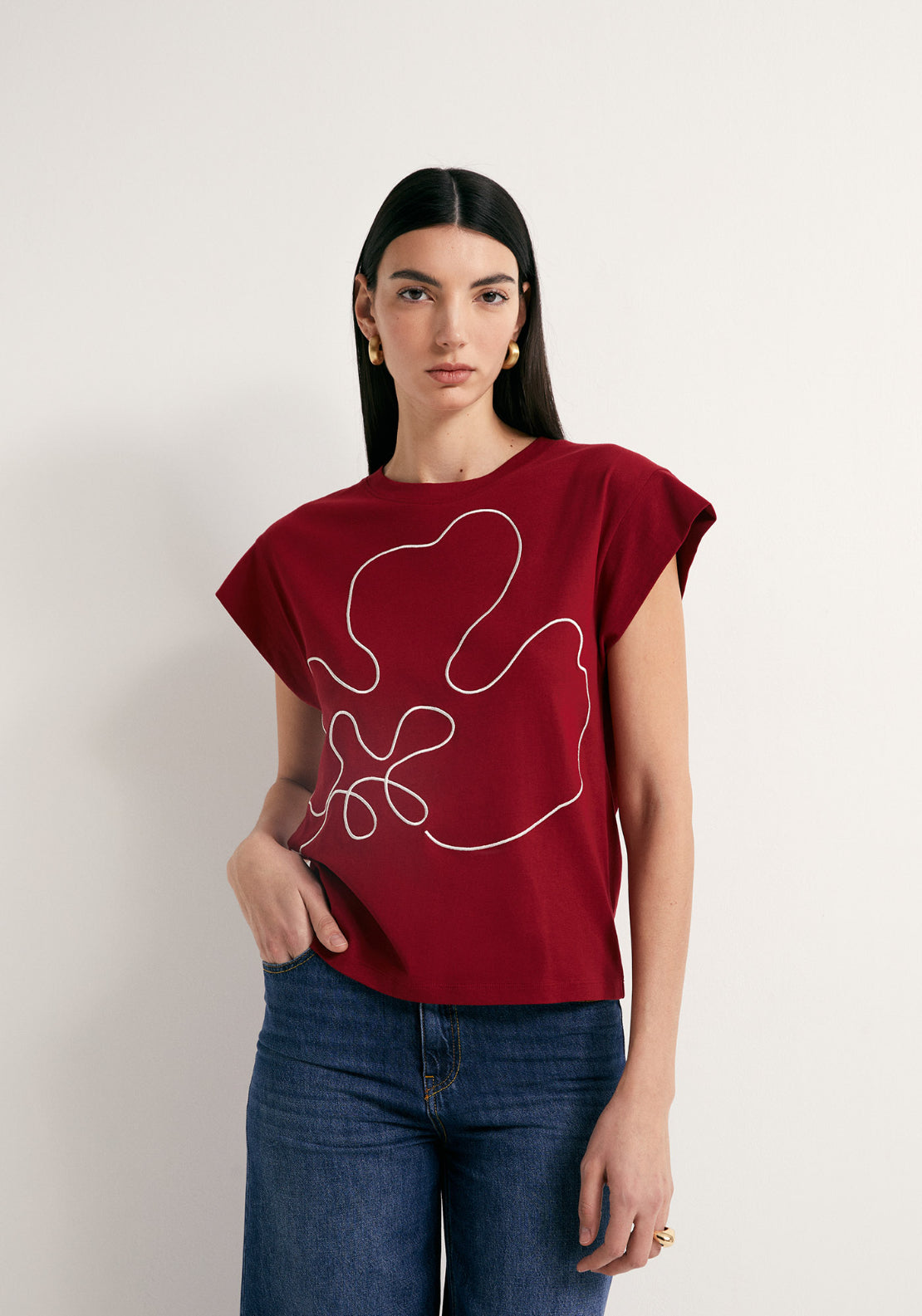 Embroidered Silhouette T-Shirt - Red