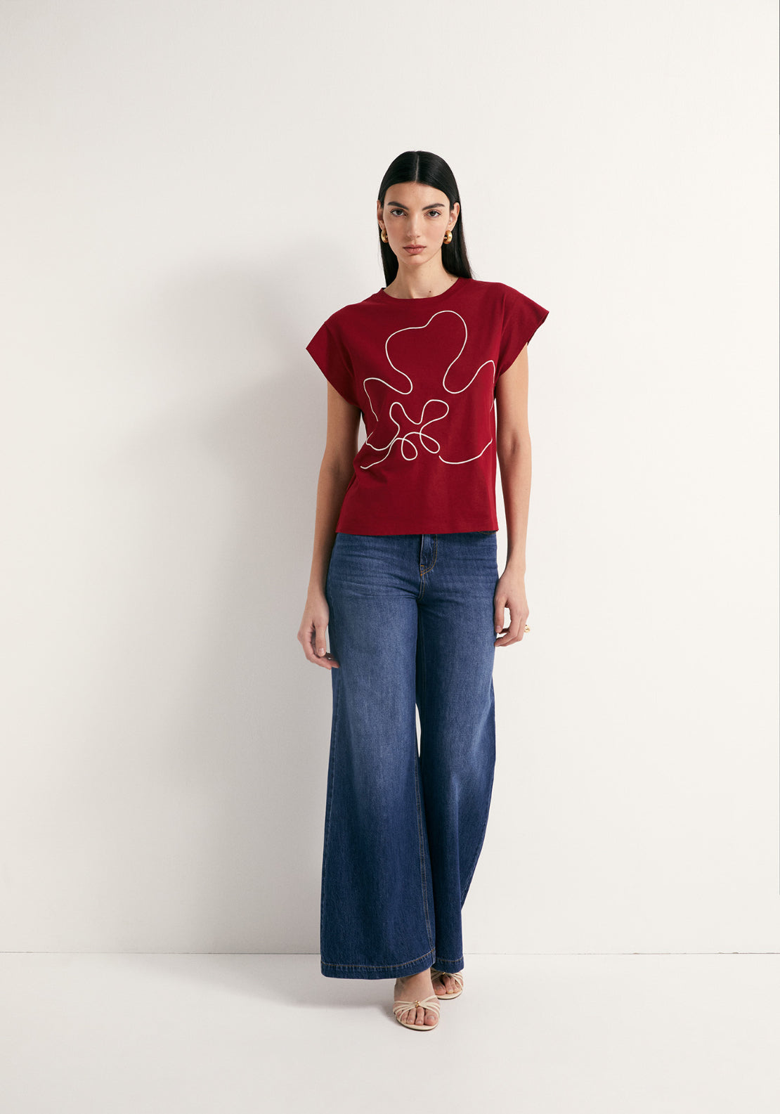 Embroidered Silhouette T-Shirt - Red