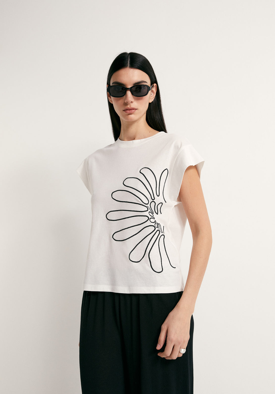 Embroidered Silhouette T-Shirt - White