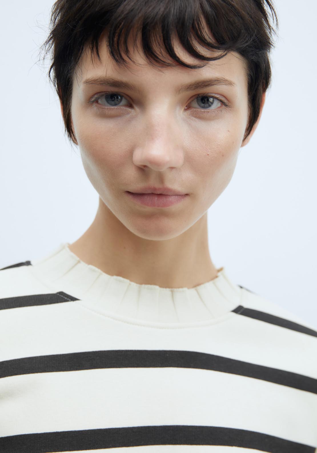 Sfera Ribbed sweatshirt - Black 5 Shaws Department Stores