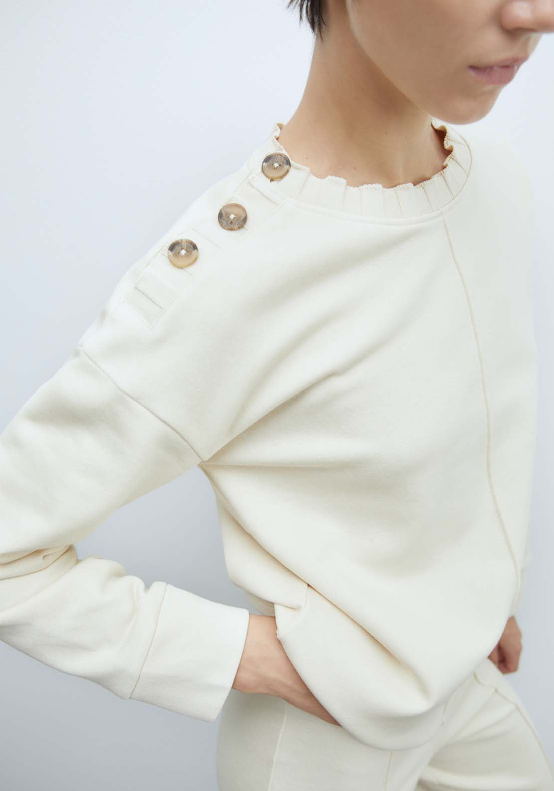 Sfera Plush Sweatshirt - Ecru 5 Shaws Department Stores