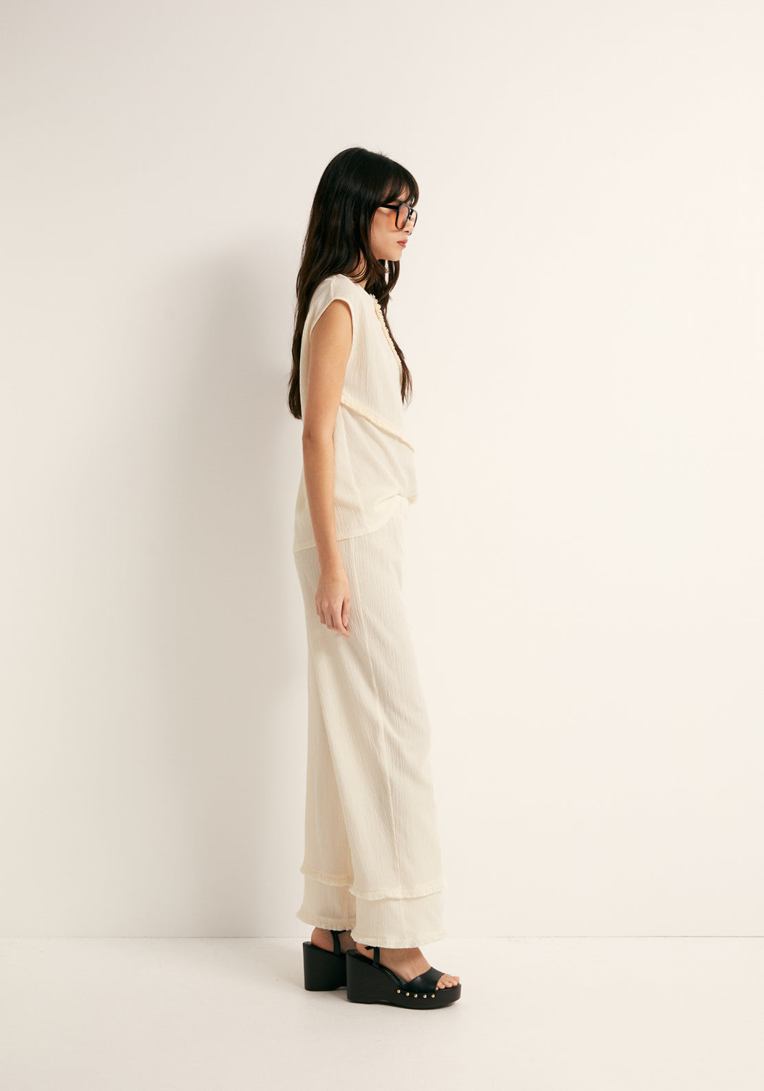 Frayed Cuff Trousers - Cream