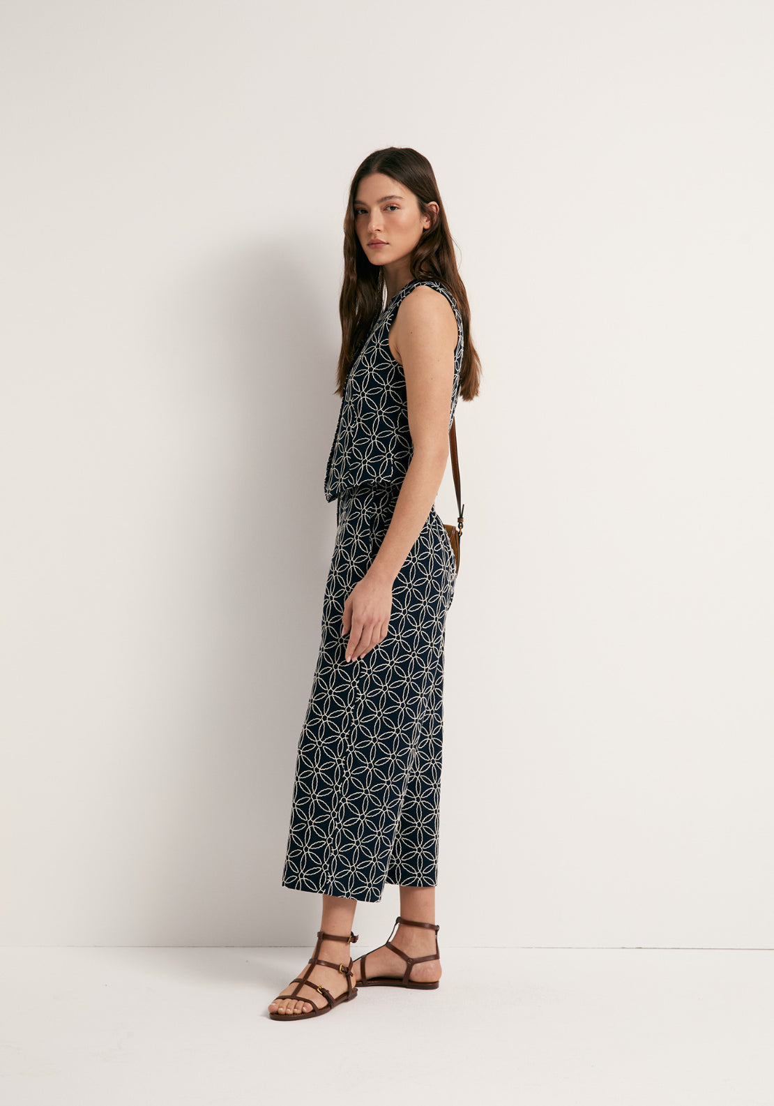 Embroidered Linen Waistcoat - Blue