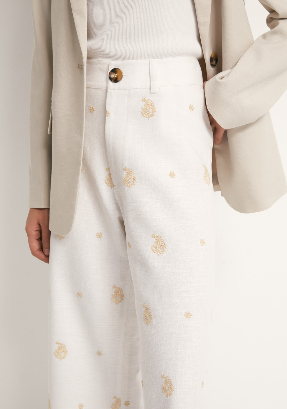 Embroidered Loose Trousers - White