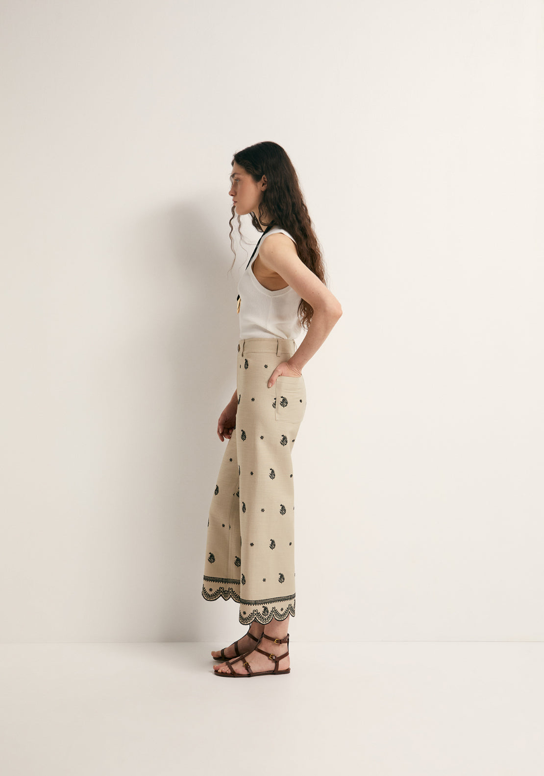 Embroidered Loose Trousers - Beige