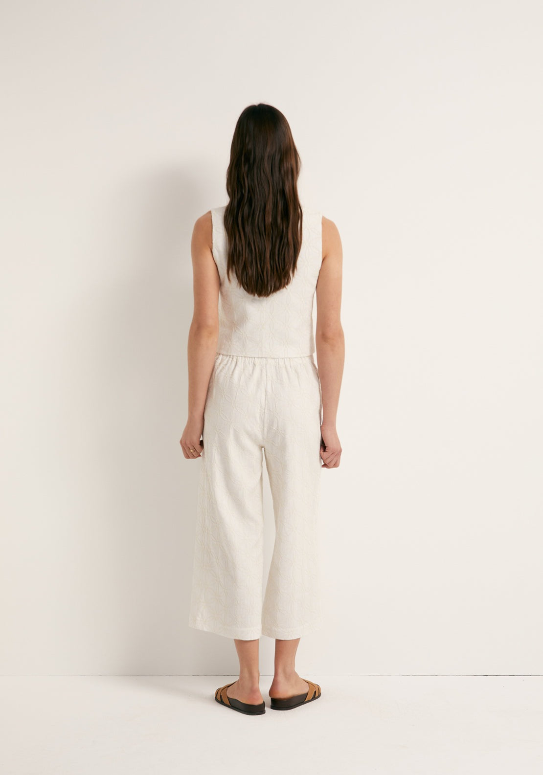 Embroidered Linen Trousers - White