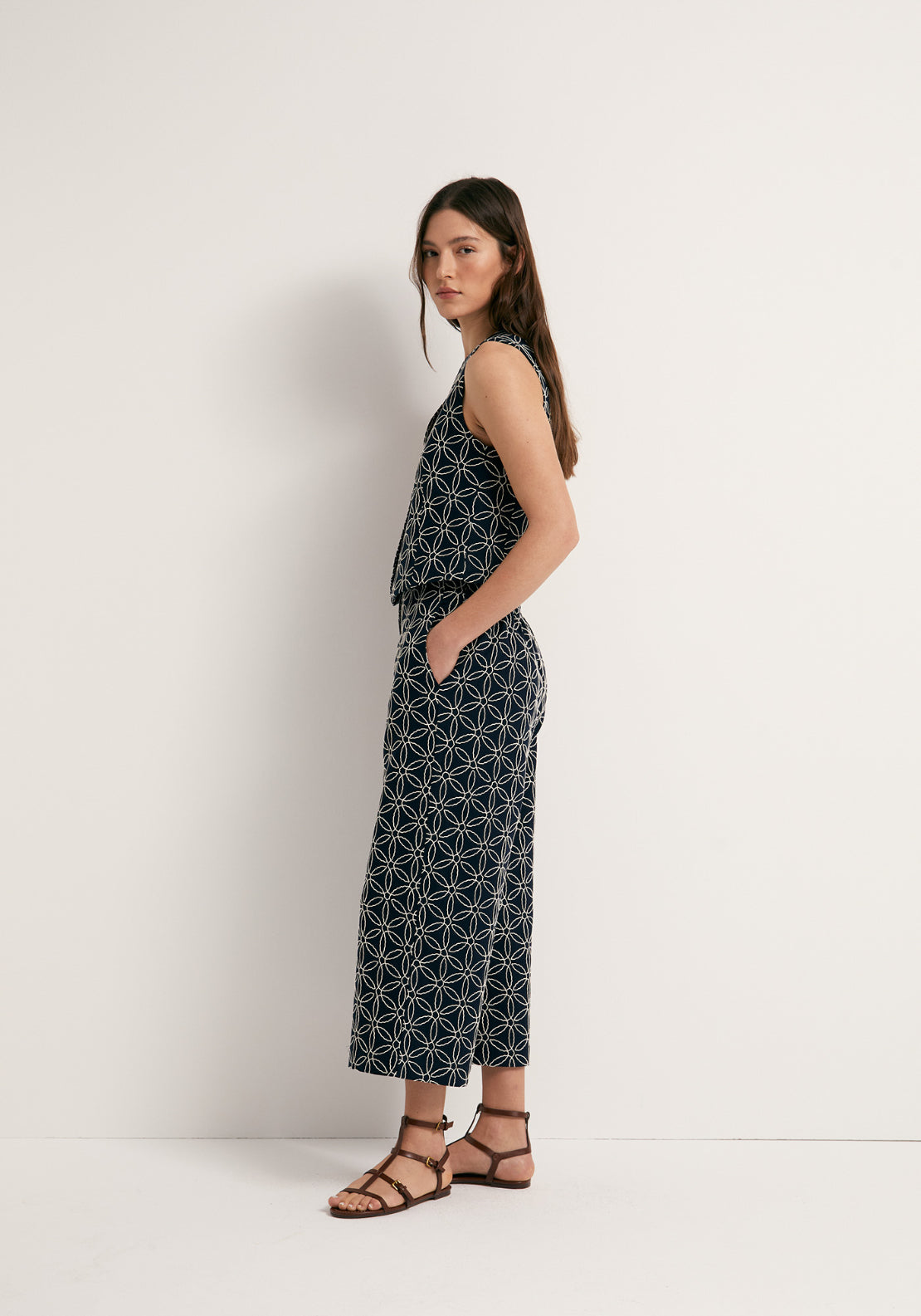 Embroidered Linen Trousers - Blue