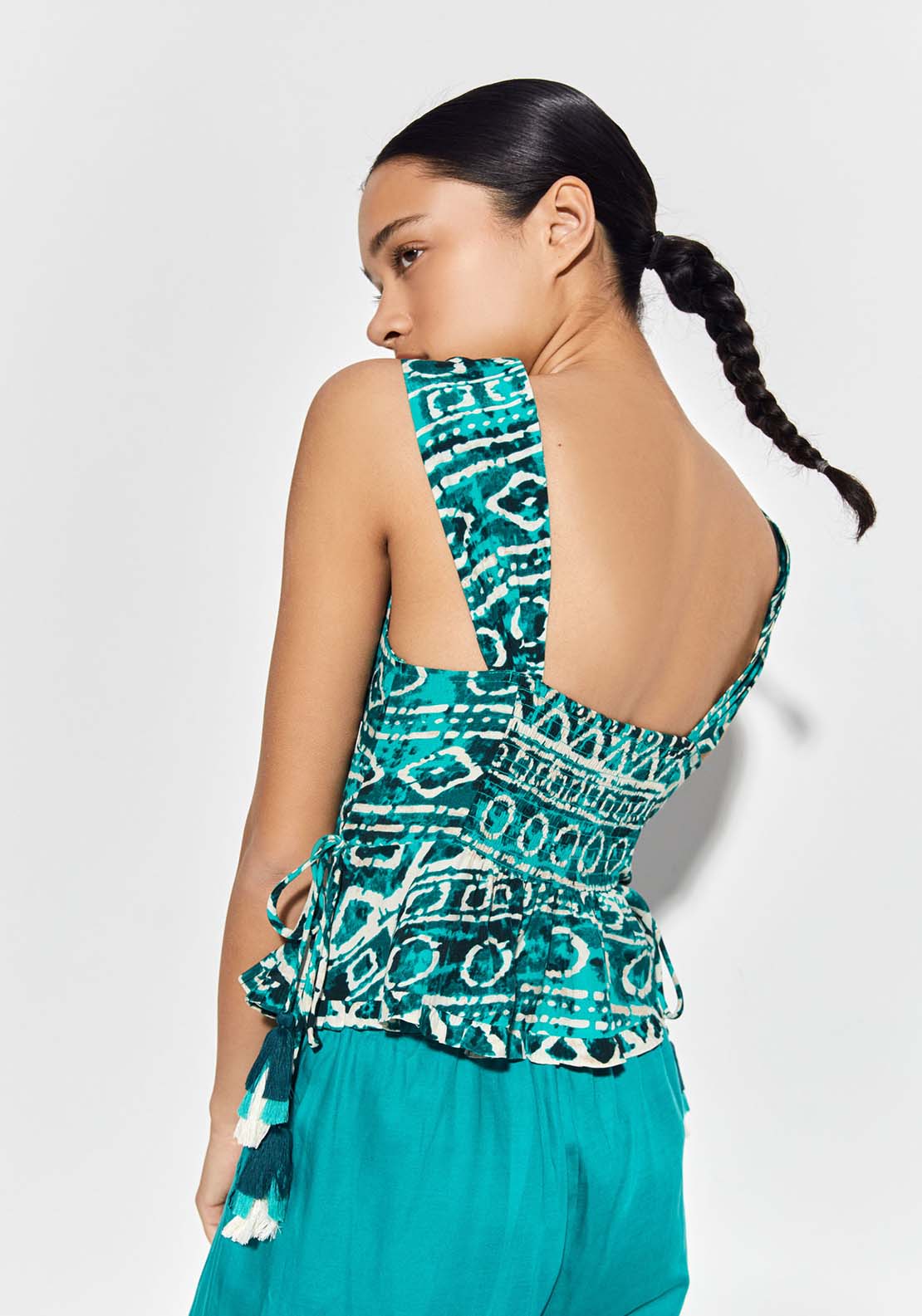 Sfera Printed knot top 5 Shaws Department Stores