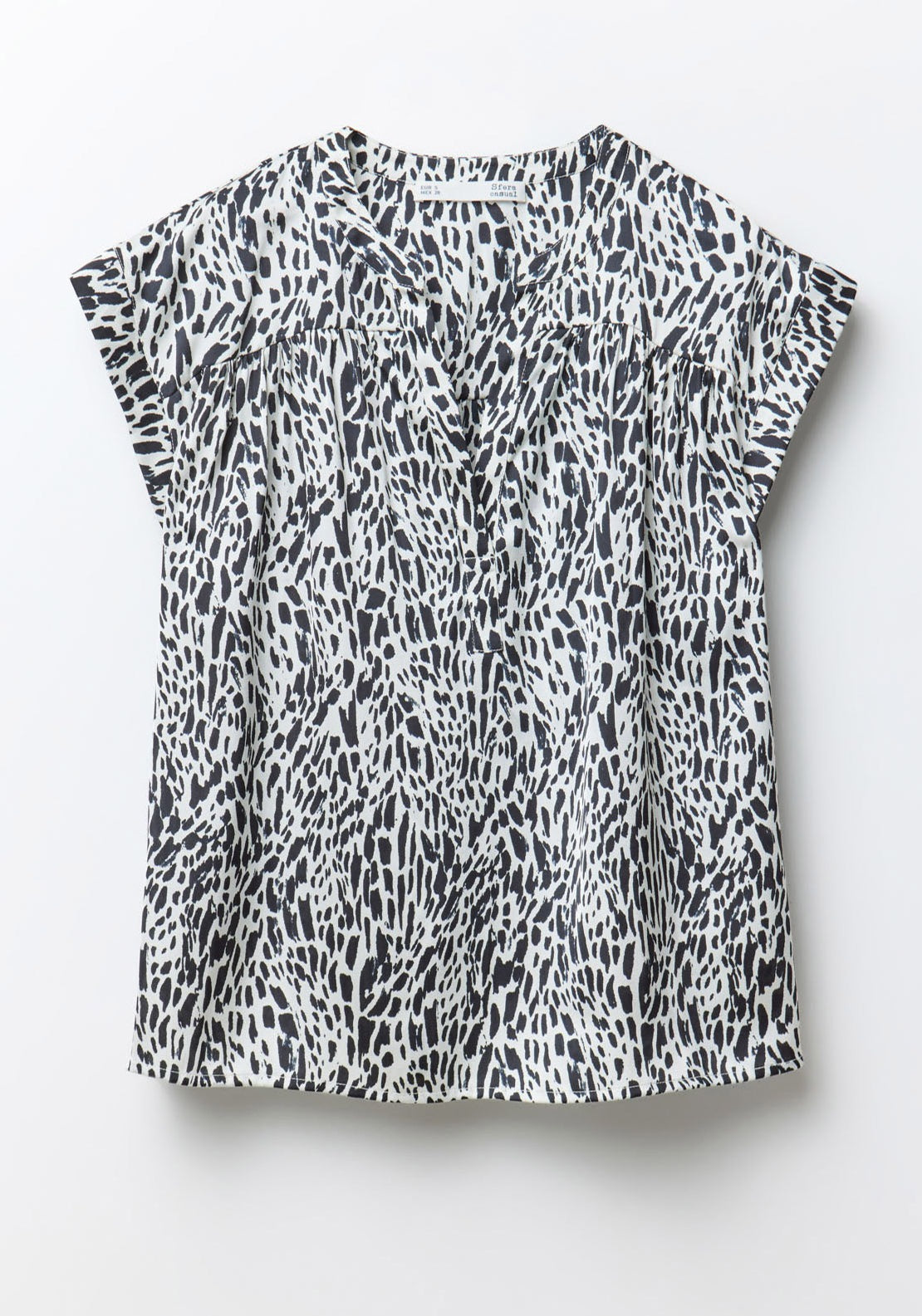 Sfera Printed Shiny Top - Black 6 Shaws Department Stores