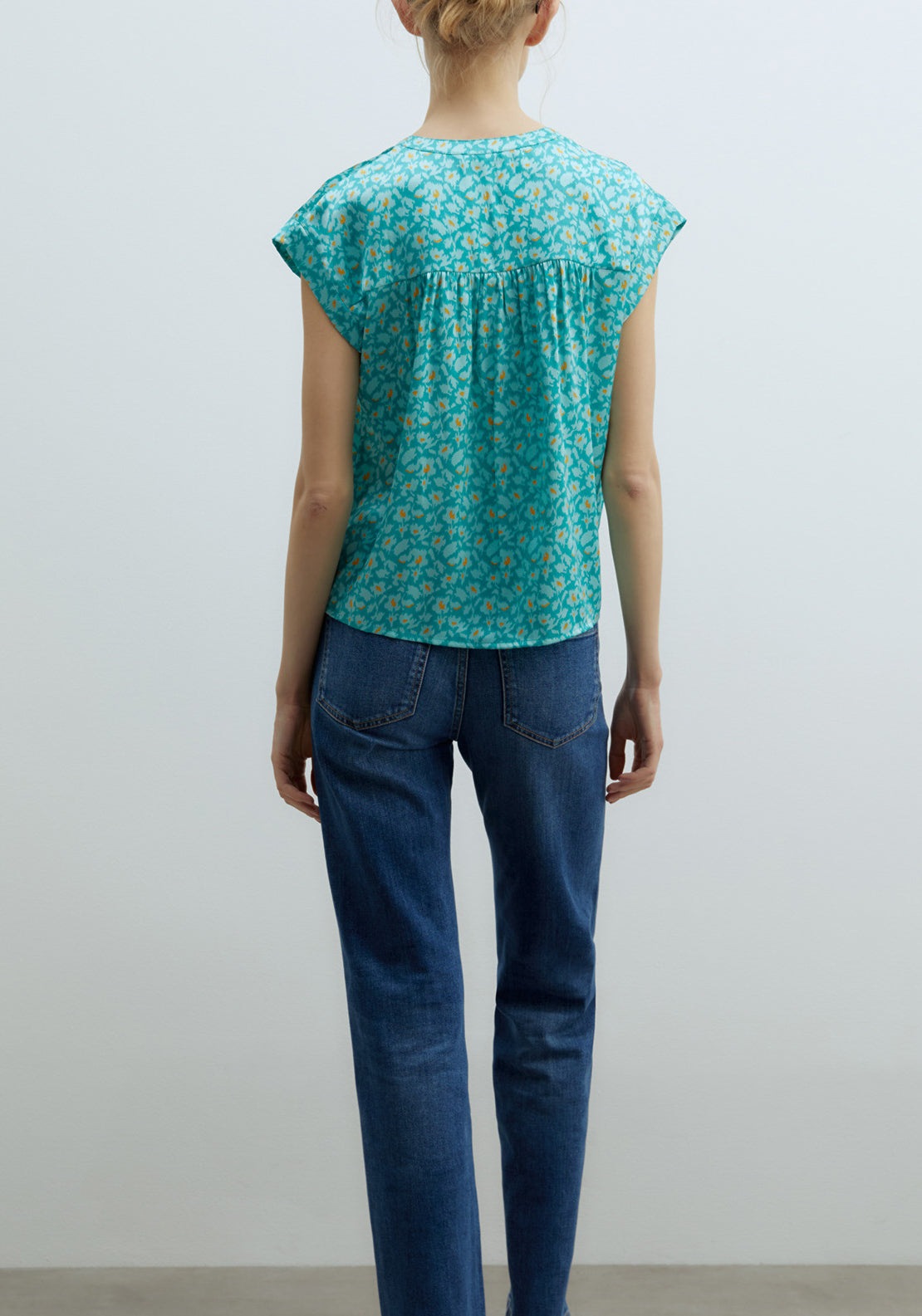 Sfera Printed Shiny Top - Green 2 Shaws Department Stores