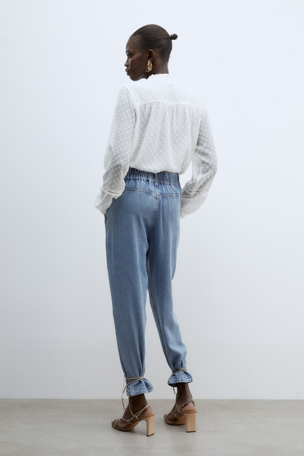 Sfera Buttons plumetis shirt - White 6 Shaws Department Stores