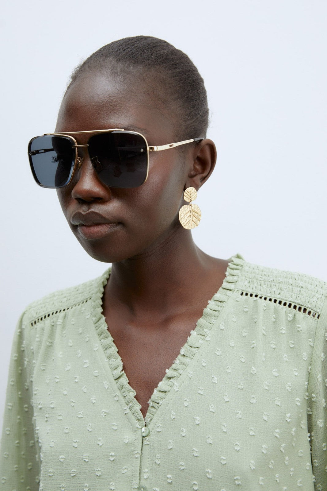 Sfera Buttons plumetis shirt - Light Green 5 Shaws Department Stores