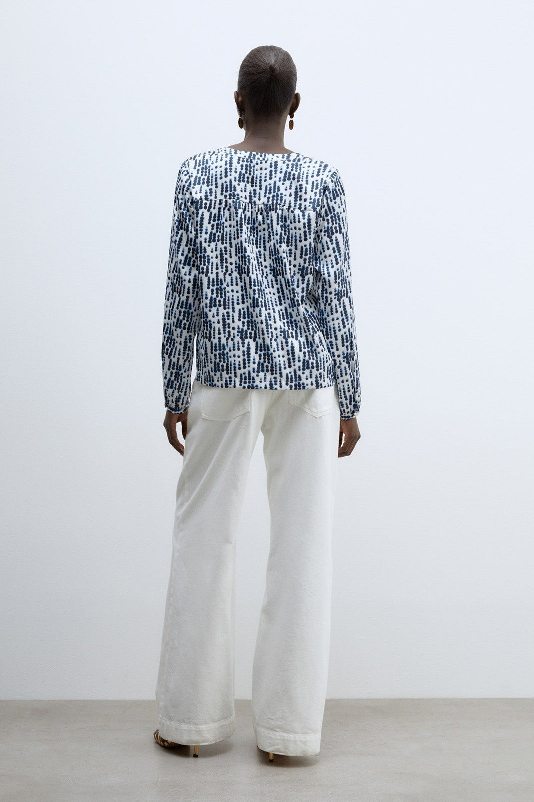 Sfera Basic long-sleeved top - Light Blue 4 Shaws Department Stores