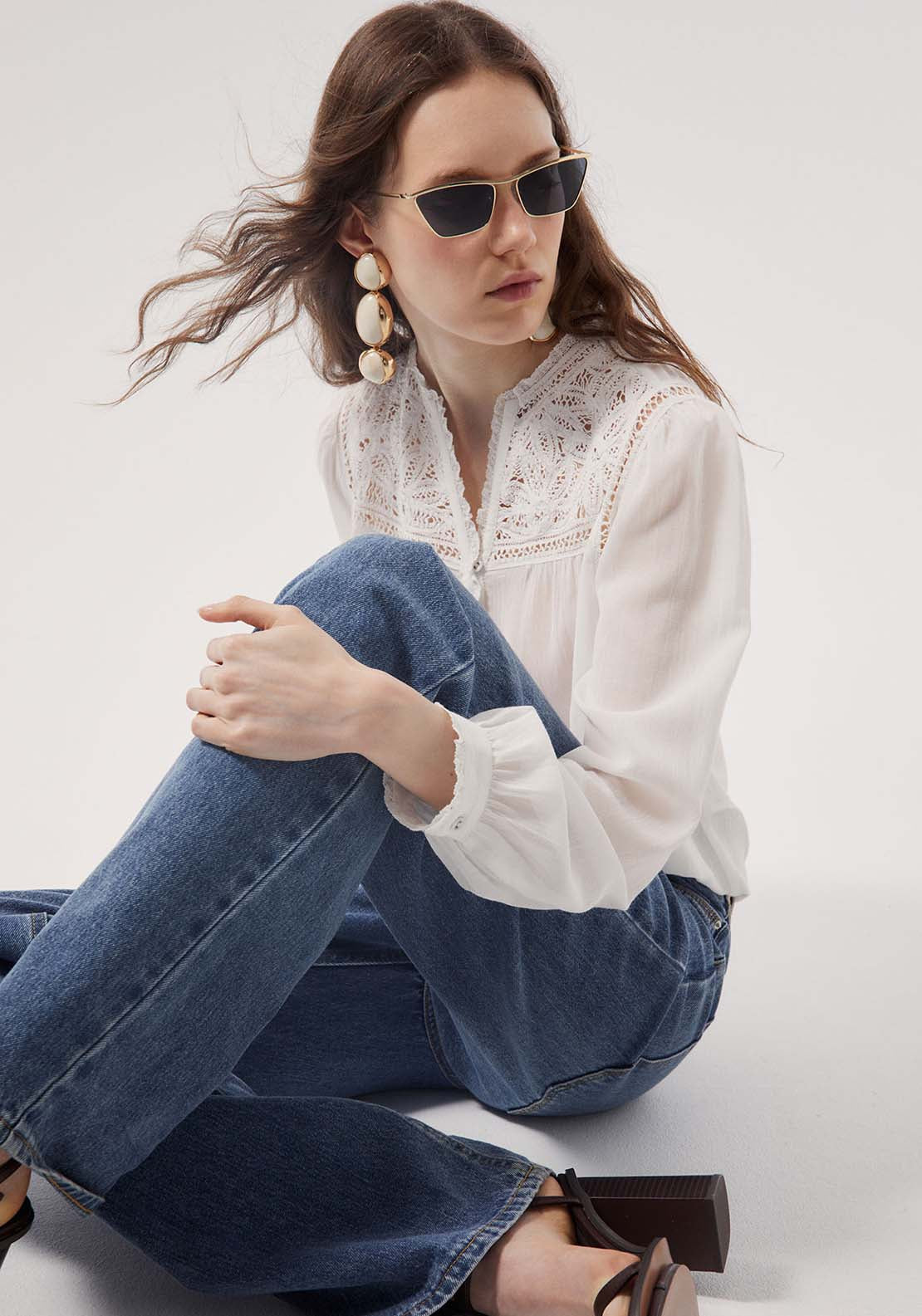 Chest Embroidery Blouse - White