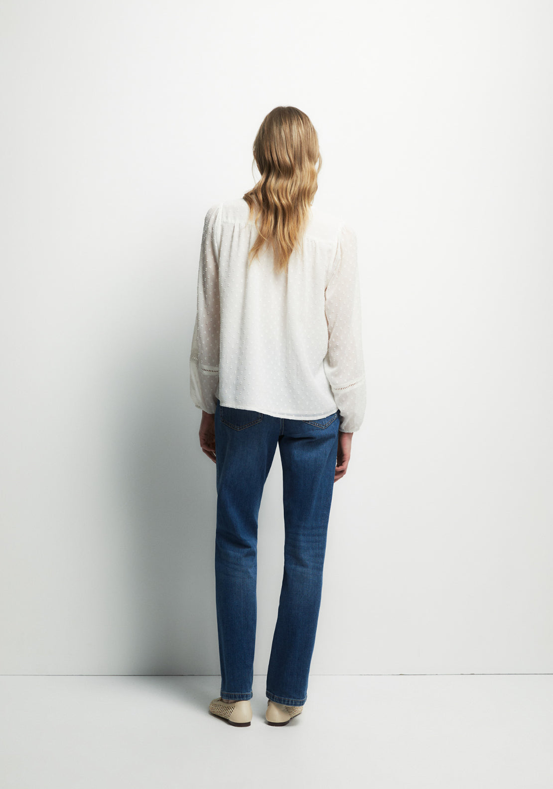 Buttons Plumetis Shirt - White