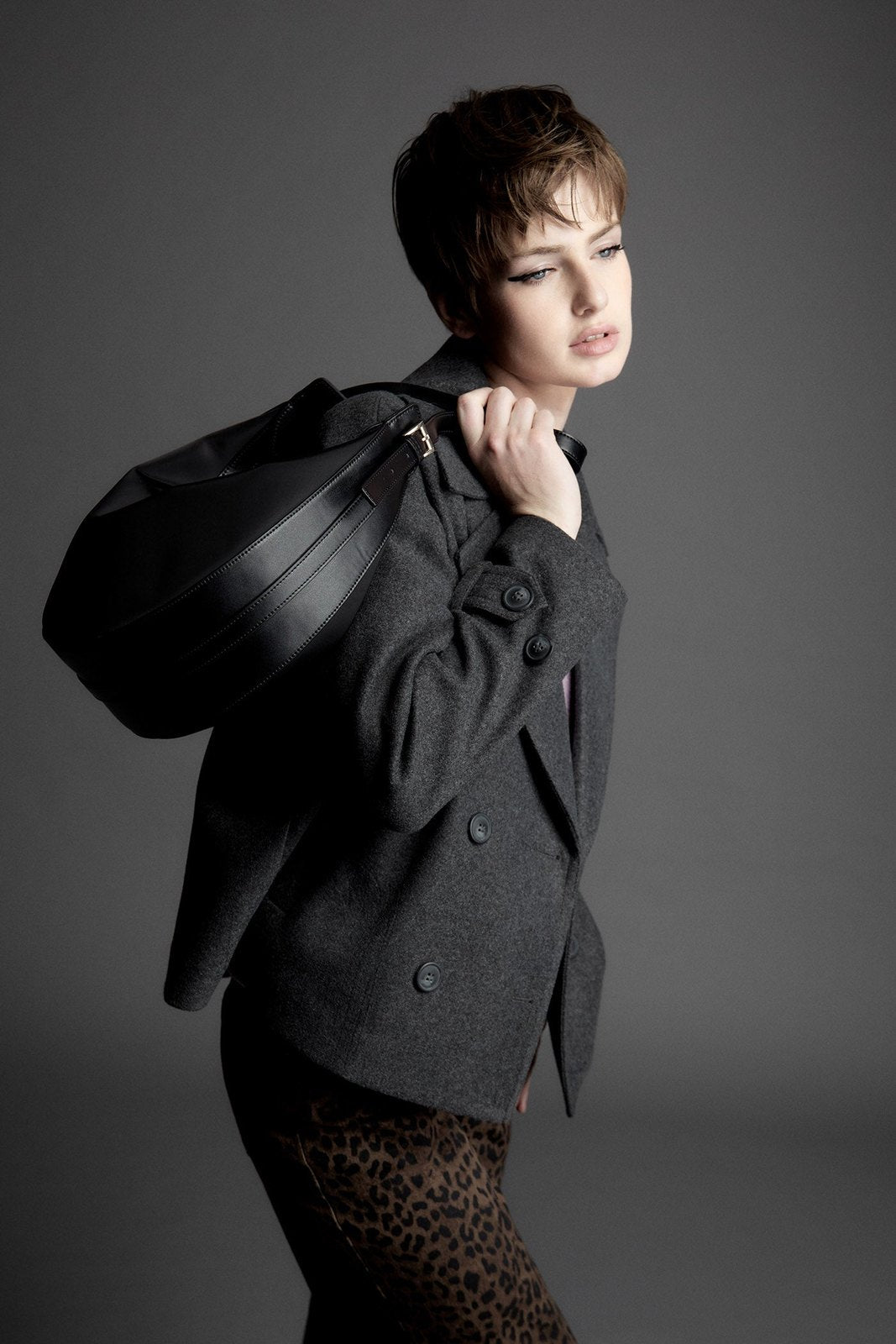 Short Double-Breasted Coat - Grey