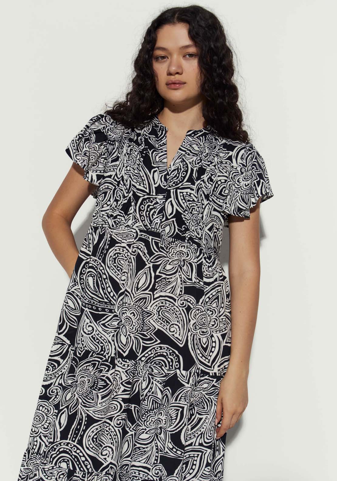 Sfera Short Sleeve Midi Dress 3 Shaws Department Stores