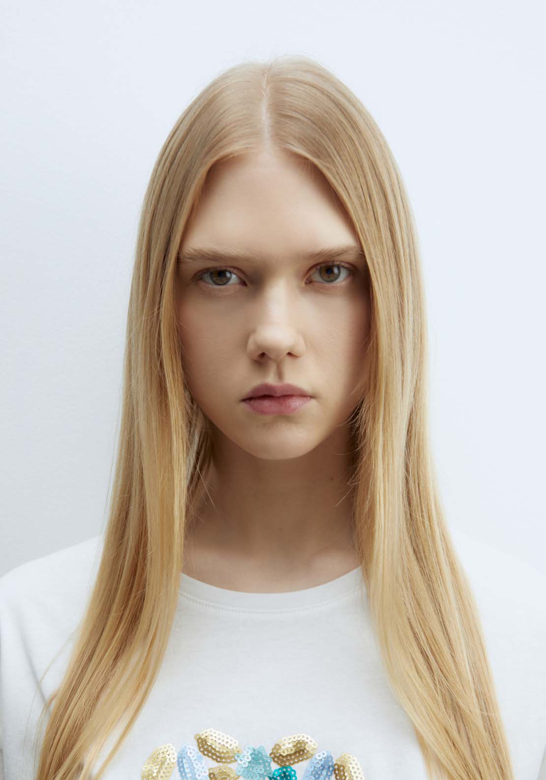Sfera Short sleeve Sequin T-Shirt - White 5 Shaws Department Stores