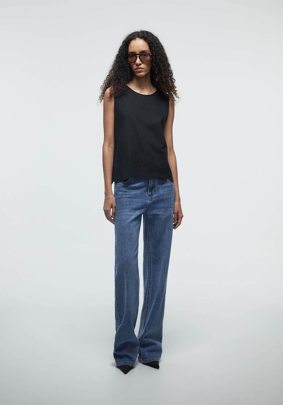 Perforated Top - Black