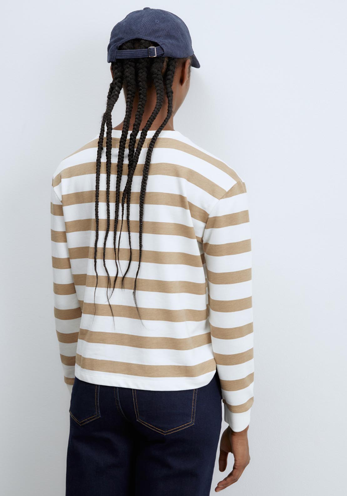 Sfera Basic sweatshirt - Beige 3 Shaws Department Stores