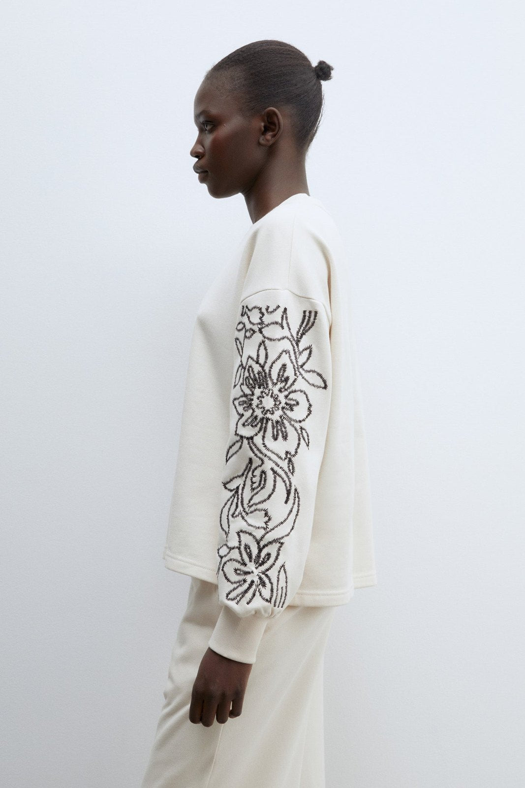 Sfera Embroidered sweatshirt set - Beige 4 Shaws Department Stores
