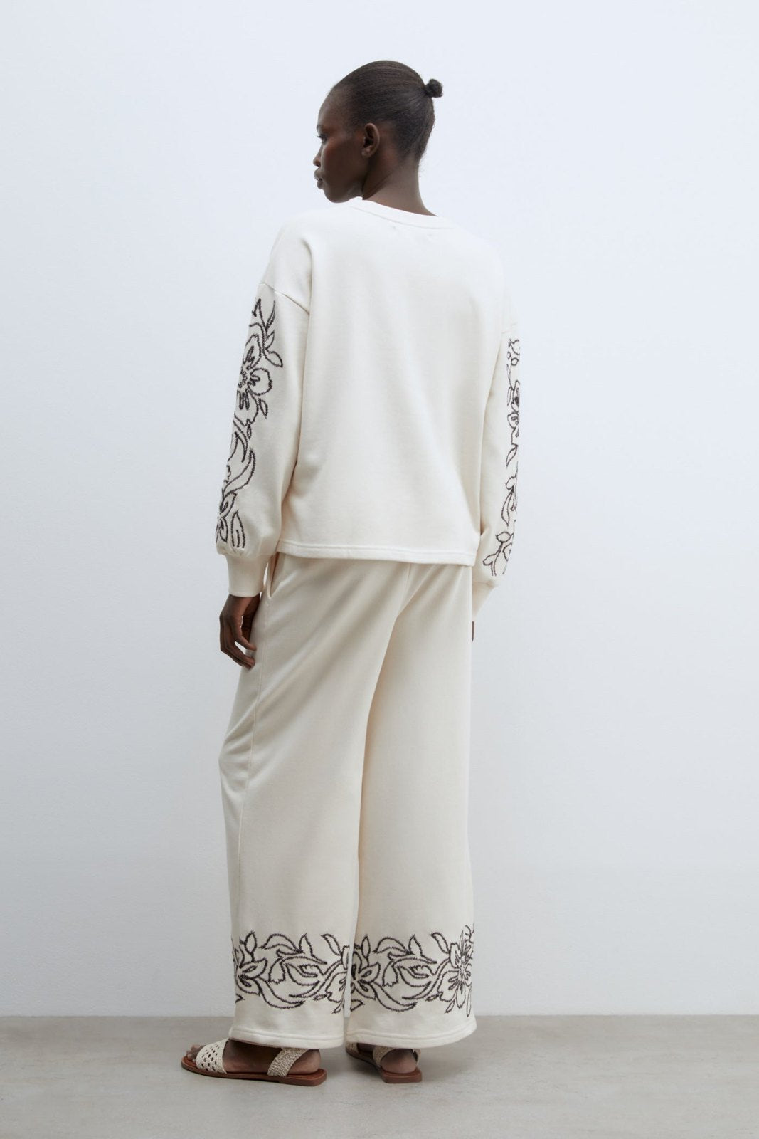 Sfera Embroidered trousers - Beige 4 Shaws Department Stores