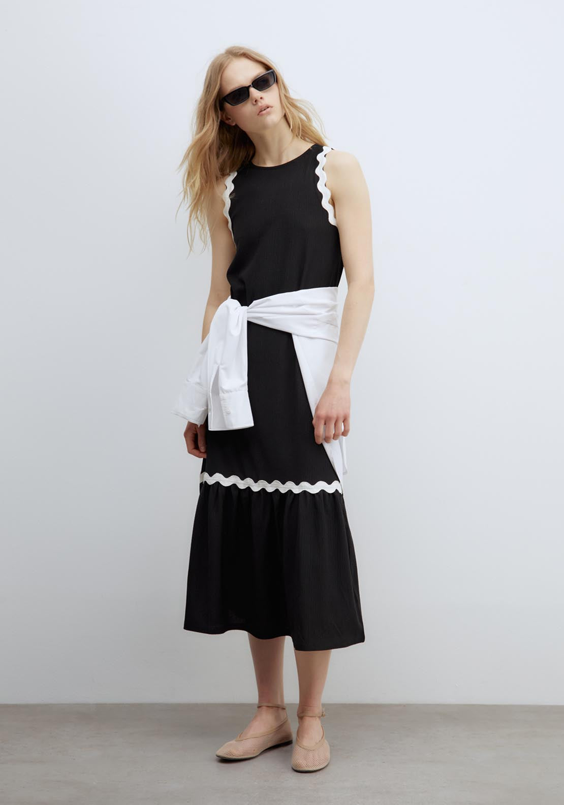 Sfera Wavy Bambula Dress - Black 1 Shaws Department Stores