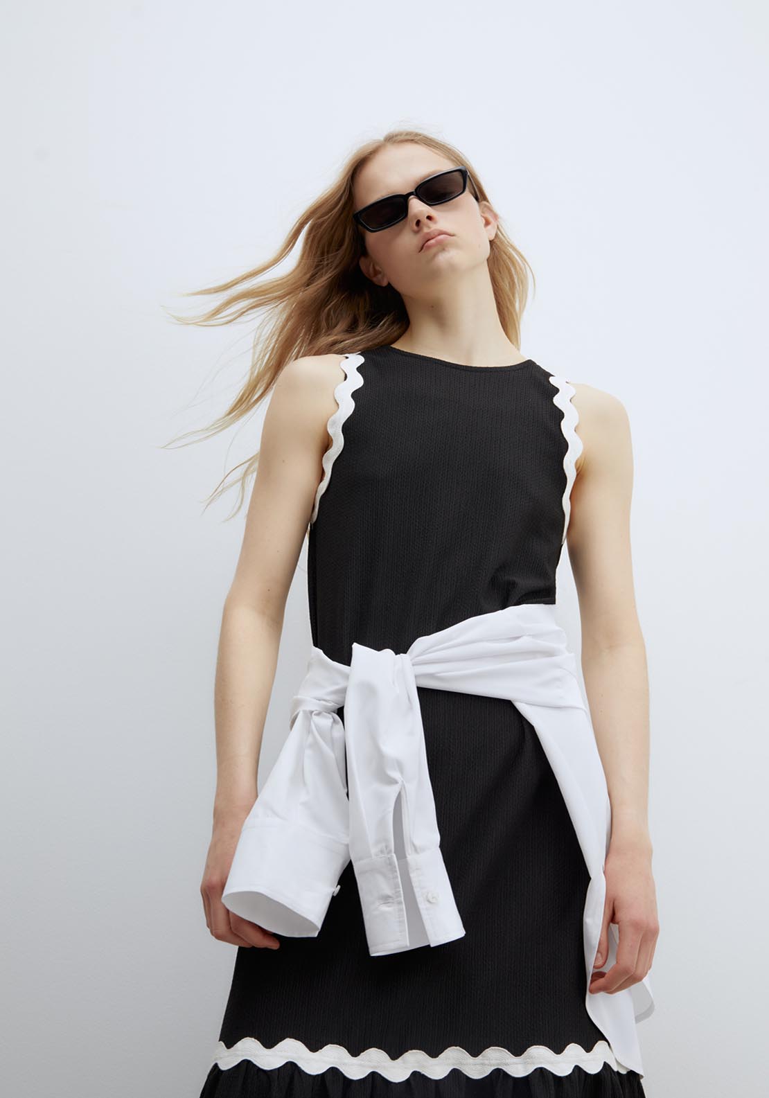Sfera Wavy Bambula Dress - Black 4 Shaws Department Stores