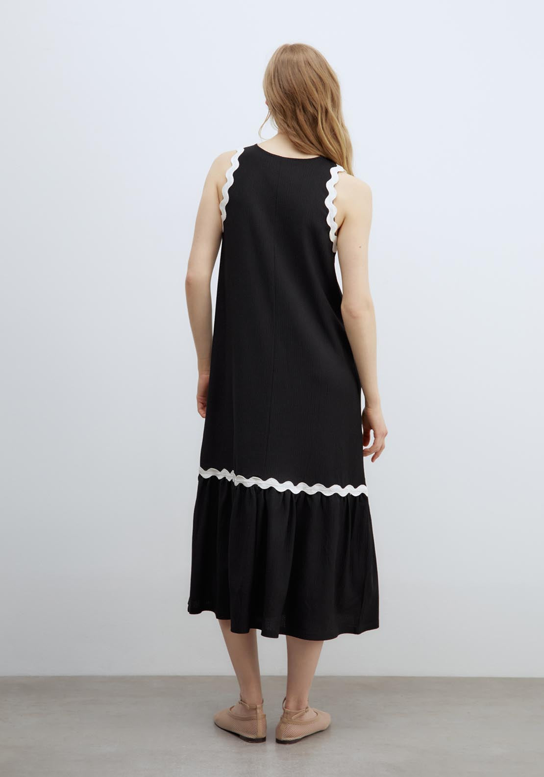 Sfera Wavy Bambula Dress - Black 2 Shaws Department Stores