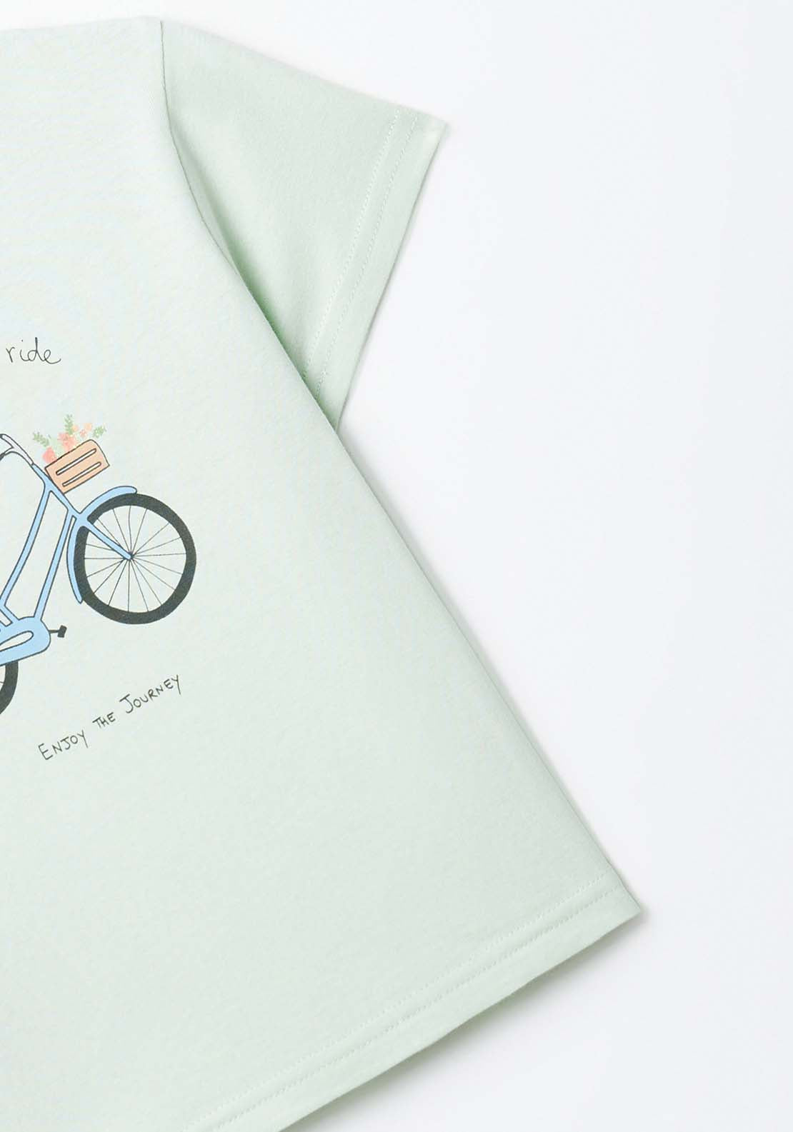 Sfera Placement print T-shirt - Green Light 3 Shaws Department Stores
