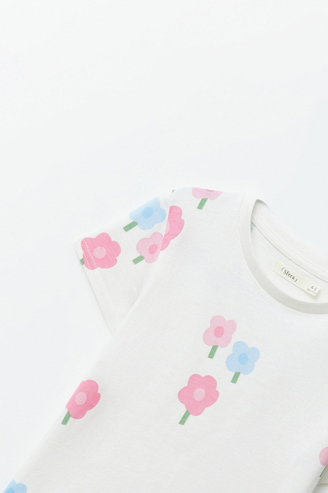 Sfera Flowers T-shirt - White Off 3 Shaws Department Stores