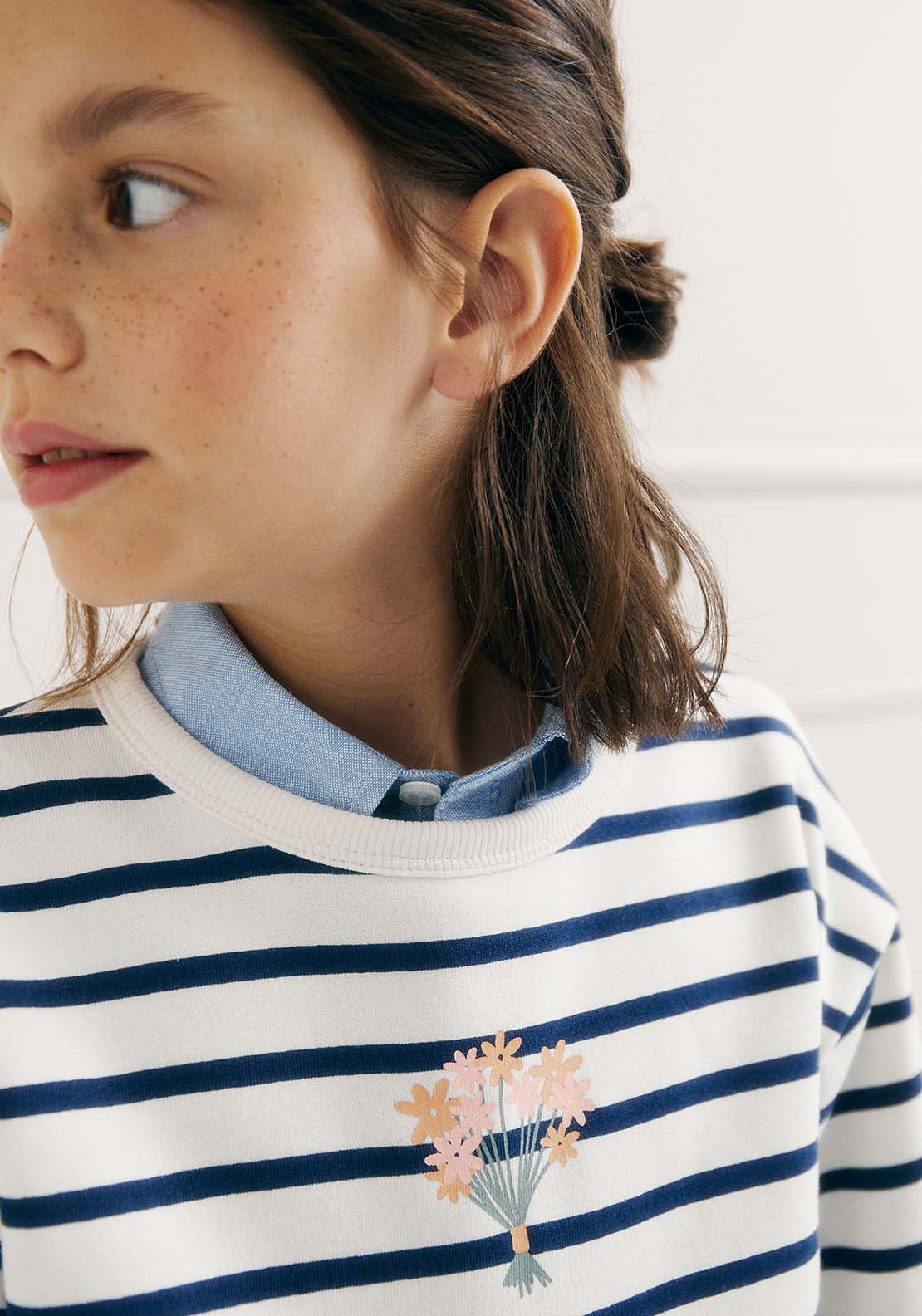Sfera Printed sweatshirt - Ecru 4 Shaws Department Stores