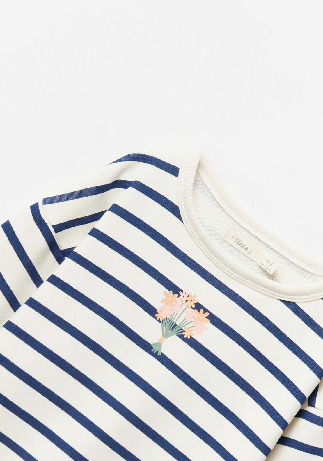 Sfera Printed sweatshirt - Ecru 6 Shaws Department Stores
